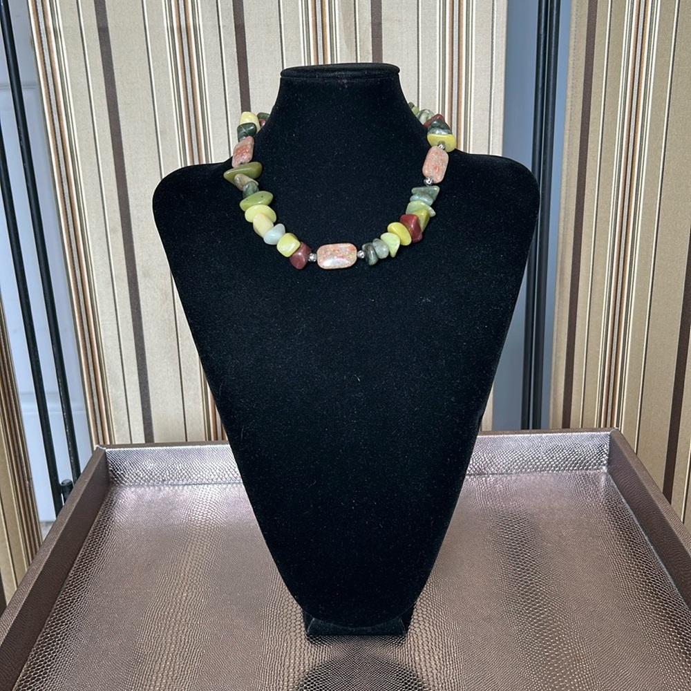 Natural stone necklace